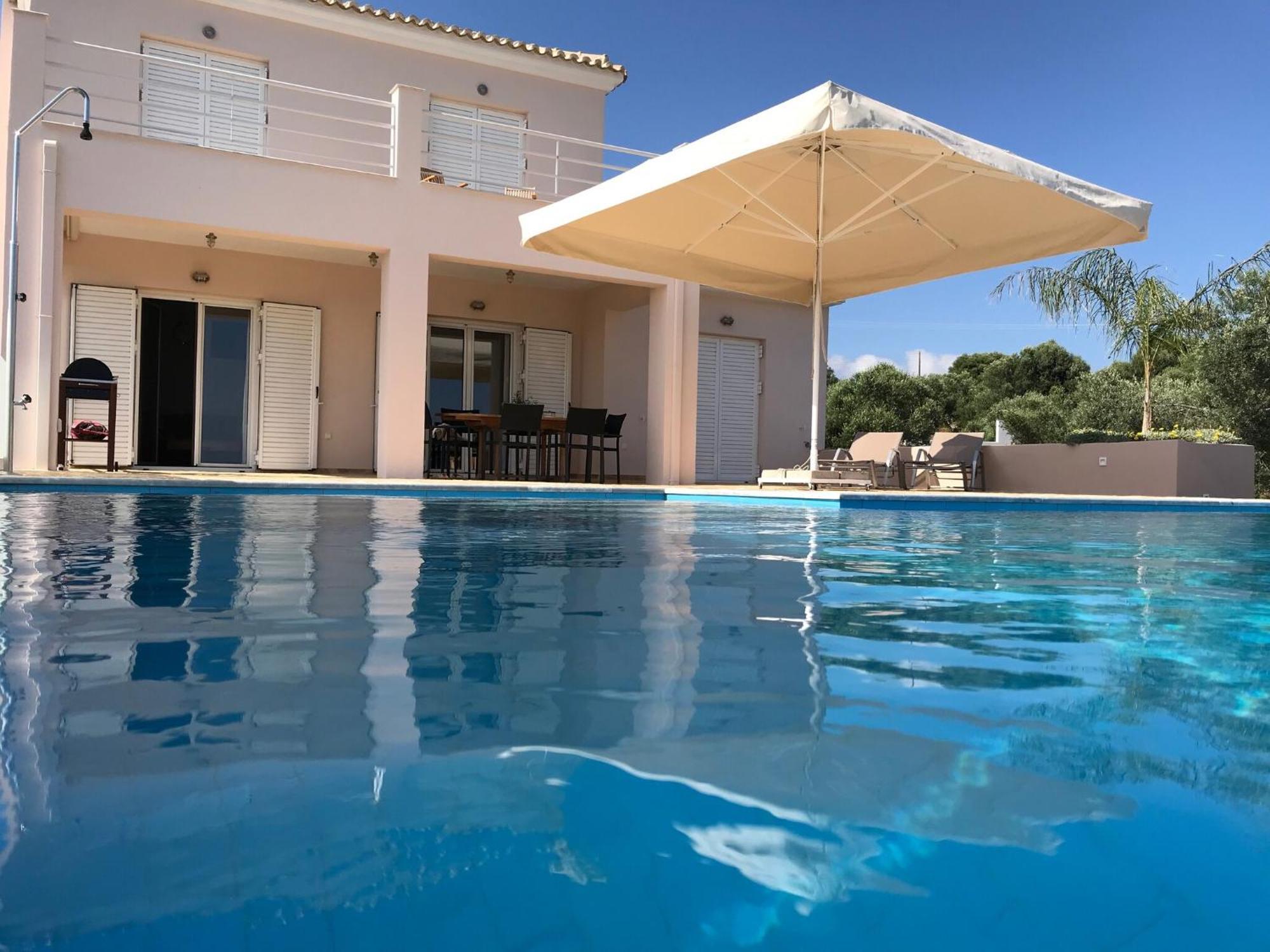 Luxurious Villa In Peloponnese With Swimming Pool Kamária Exterior foto